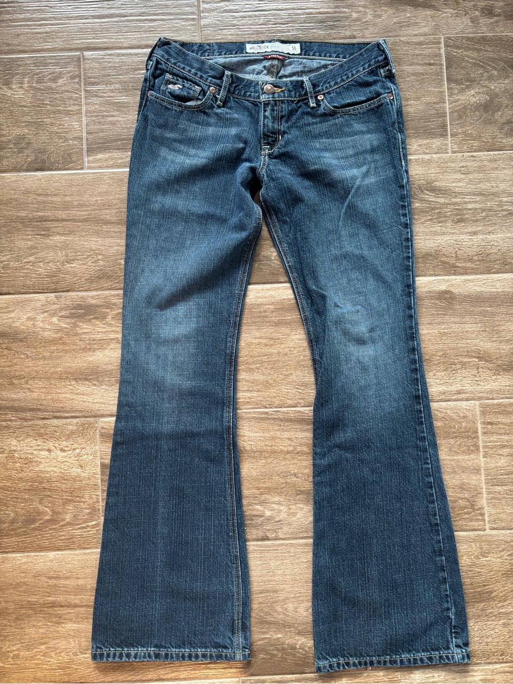 Hollister Junior’s Size 5 Short Distressed Blue Bootcut Low Rise Stretch Jeans